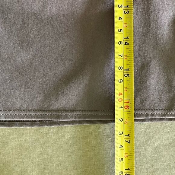 Peak Velocity Shorts Size XL - Picture 6 of 7